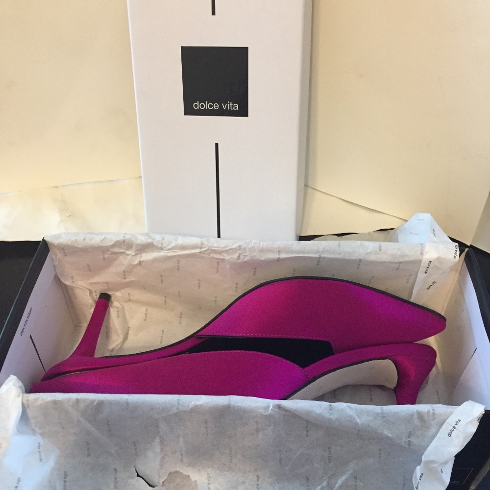 Dolce Vita Women's Rhyme Satin Mule Pumps - Picture 5 of 7